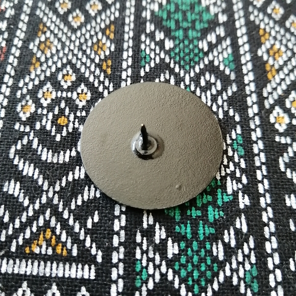 📍2/20$ Basic Witch Enamel Pin NWOT - Picture 6 of 6